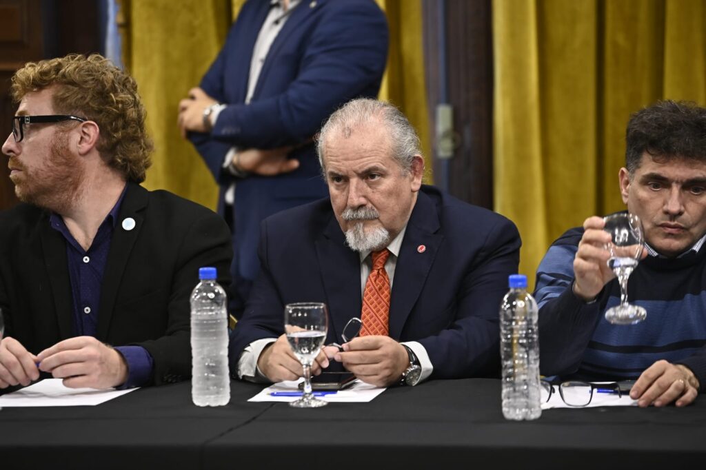 Alfredo Alfonso participó de la reunión en el Salón Dorado de la Casa de Gobierno. 