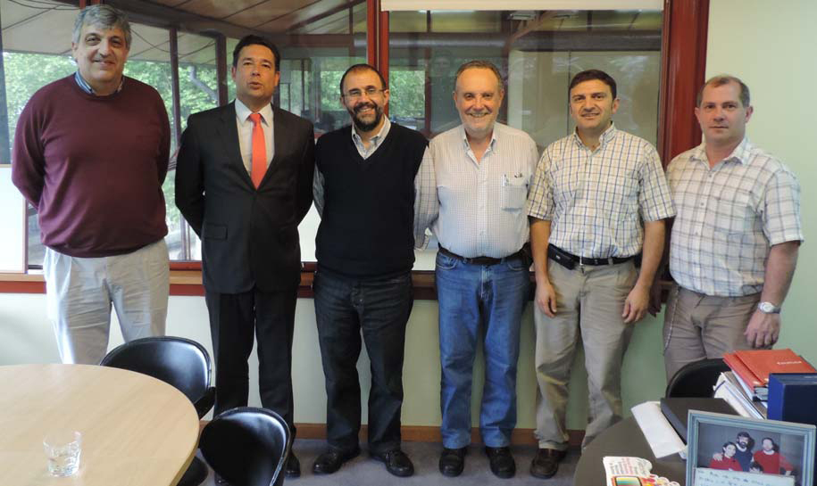 Del encuentro participaron: el Rector de la UNQ