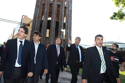 Recorrida por la UNQ