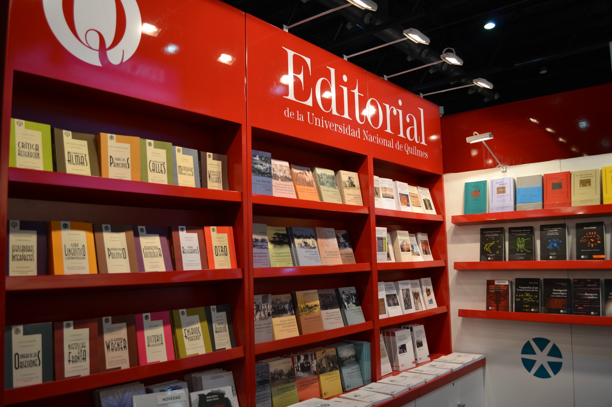Editorial UNQ en la Feria del Libro de Buenos Aires
