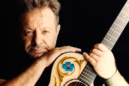 León Gieco