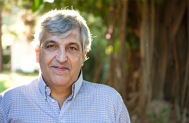 Dr. Mario Lozano.