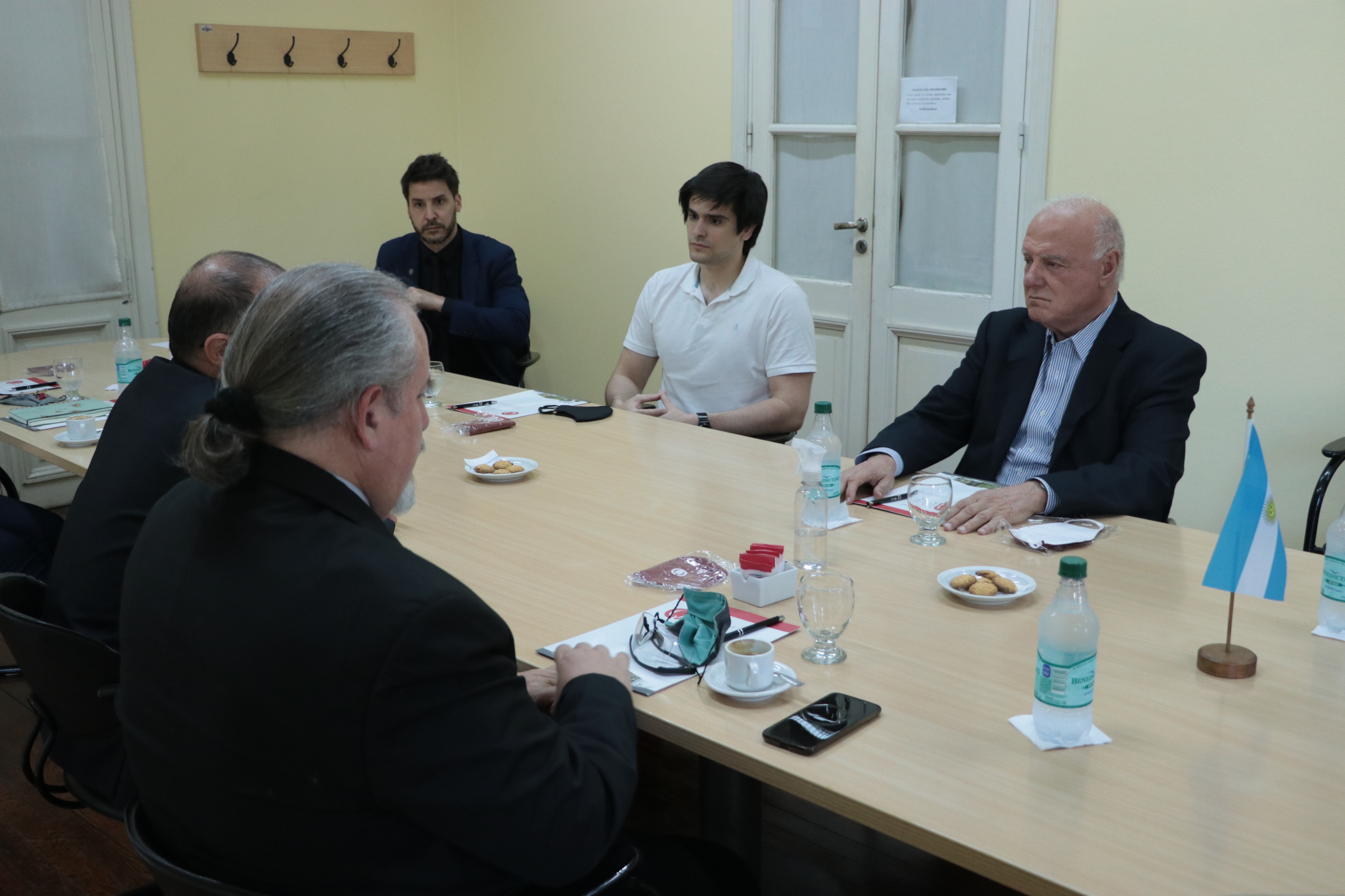 Convenio entre la UNQ y la empresa Valot