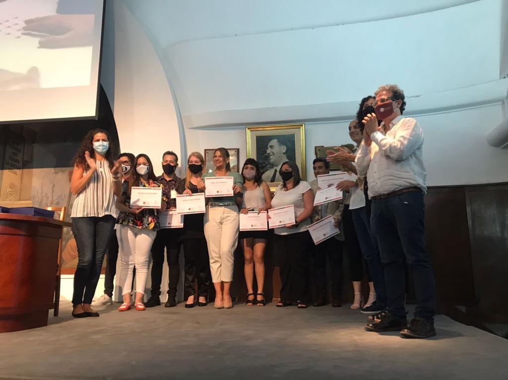 Se entregaron los certificados de aprobación a egresados del Diploma en Gestión de Servicios en emprendimientos turísticos