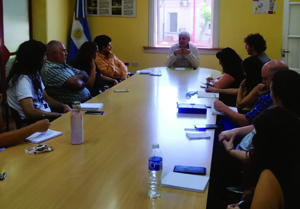 Conversación abierta con Jorge González.