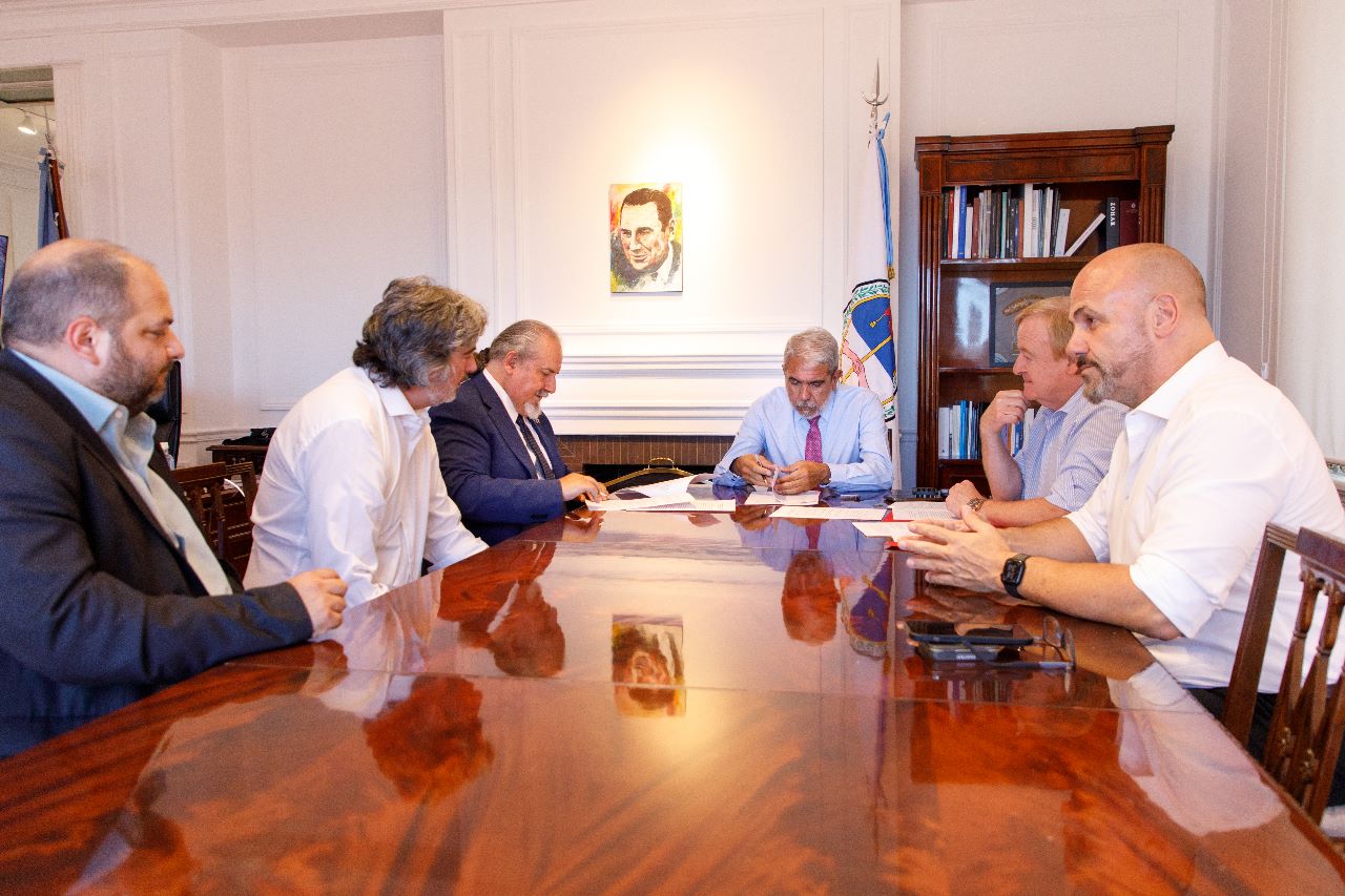 Convenios entre EL MInisteriuo de Seguridad