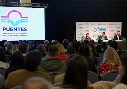 Primer encuentro de la Red Bonaerense de Centros Universitarios - Programa Puentes