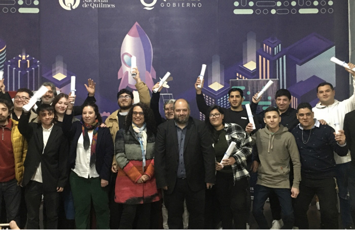 Acto de colación en La Bernalesa del Diploma en Servicios TIC.